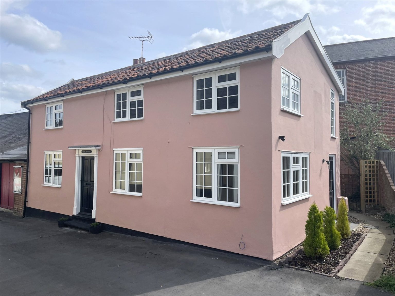 Dove Cottage, Dove Lane, EYE, Suffolk, IP23 7BA