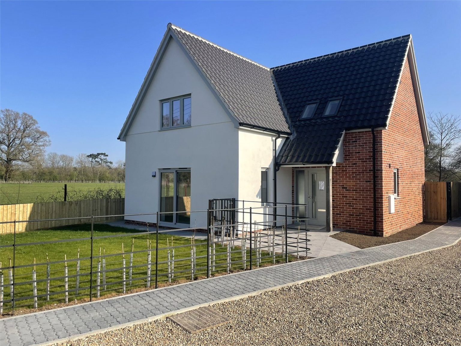 Nine Oaks, Green Street, Hoxne, IP21 5AX